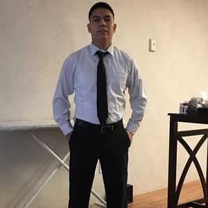 Meet your Posher, Javier barojas